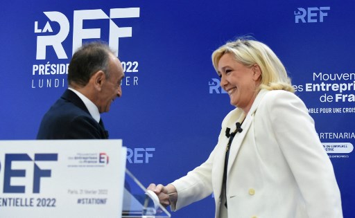 Présidentielle: Marine Le Pen et Eric Zemmour obtiennent leurs 500 parrainages