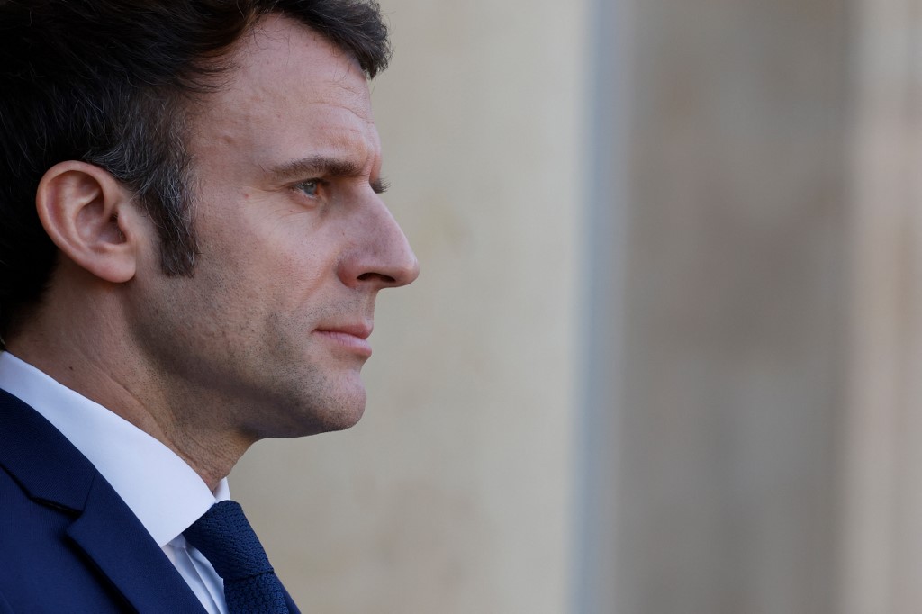 Présidentielle: Macron cherche une fenêtre pour se déclarer, Le Pen et Zemmour qualifiés