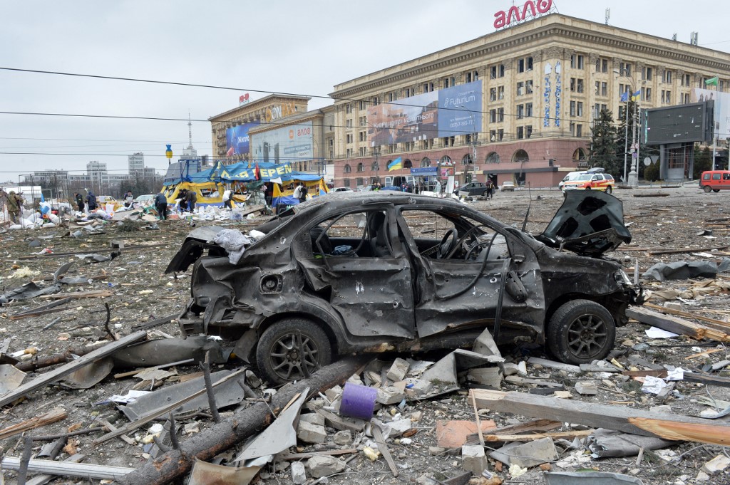La Russie intensifie son offensive sur Kiev, Kharkiv bombardée, Marioupol menacée