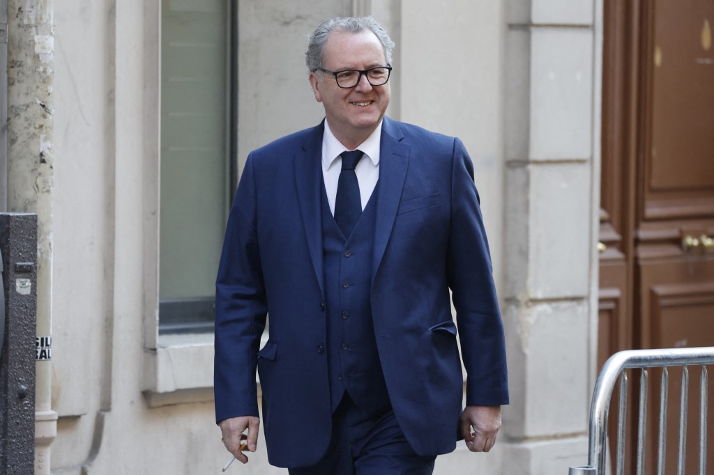 Un embargo sur le gaz et le pétrole russes «pas possible» selon Ferrand