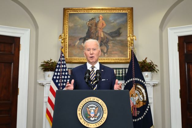 Joe Biden ordonne un embargo sur les importations américaines de pétrole et gaz russes