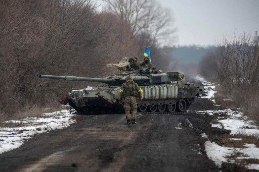 Ukraine: des milliers de civils évacués à Soumy, nouvelle trêve mercredi