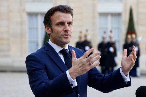 Macron salue «l'unité historique» des Européens avant le sommet de Versailles