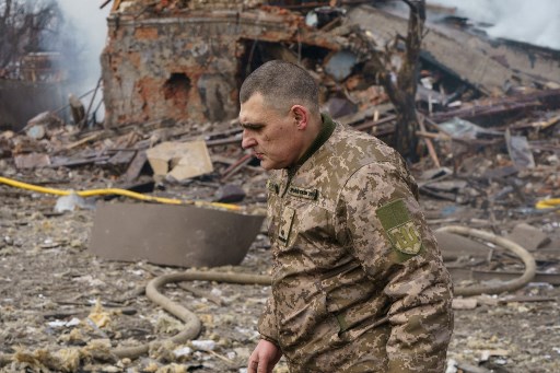 En photos: désolation en Ukraine alors que la Russie intensifie sa guerre