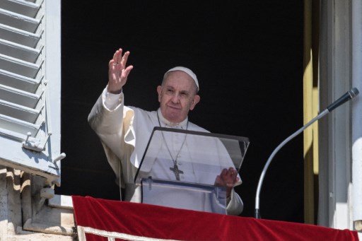 Le pape François demande que cesse le «massacre» en Ukraine