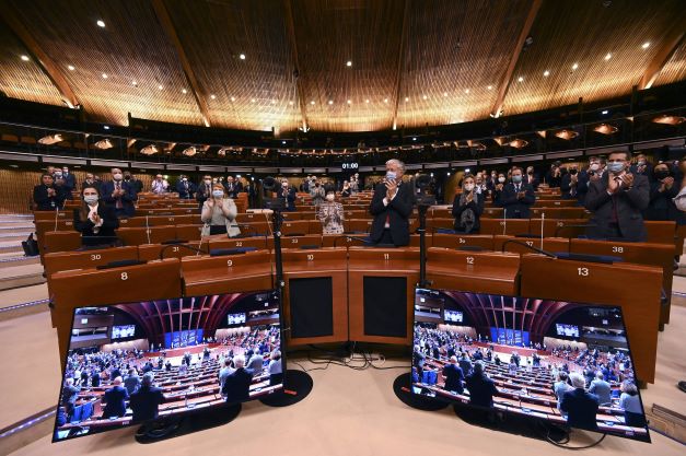 Ukraine: le Conseil de l'Europe exclut officiellement la Russie