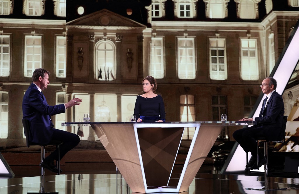 «Collabo!»: un débat entre Jadot et Zemmour sur l'Ukraine vire à la foire d'empoigne