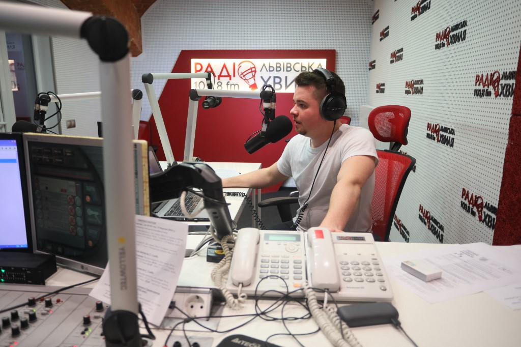 A Lviv, une radio locale sur le pied de guerre