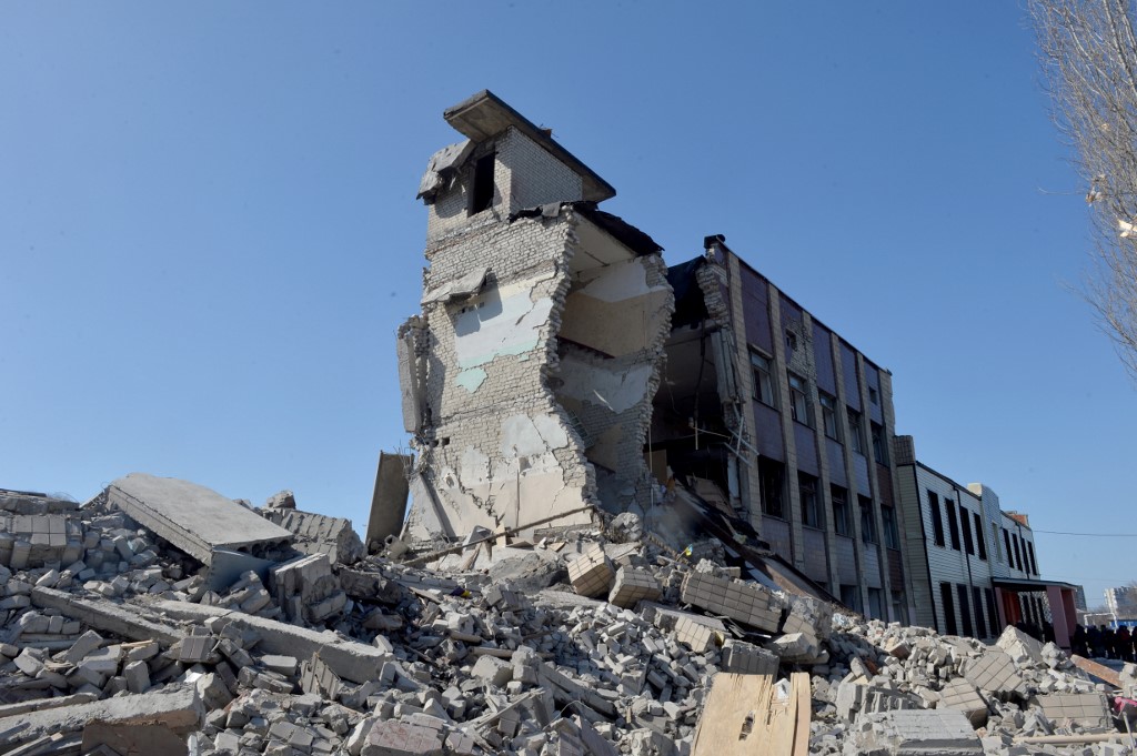 Ukraine: six civils tués, 15 blessés dans un bombardement à Kharkiv