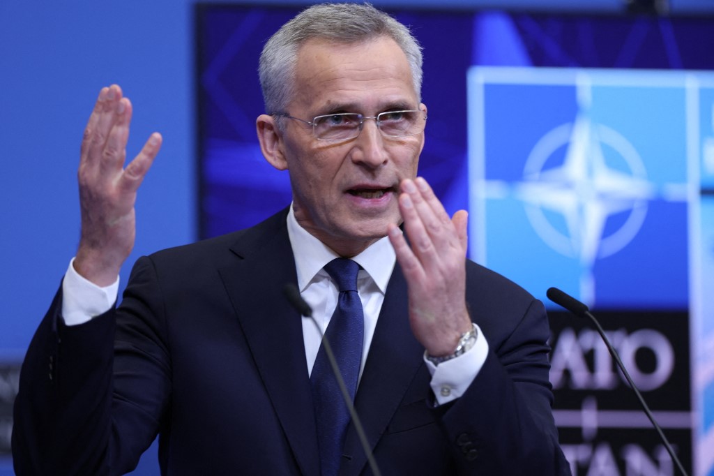 Le secrétaire général de l'OTAN, M. Jens Stoltenberg, prend la parole lors d'une conférence de presse au siège de l'OTAN, à Bruxelles, le 24 mars 2022. (AFP).