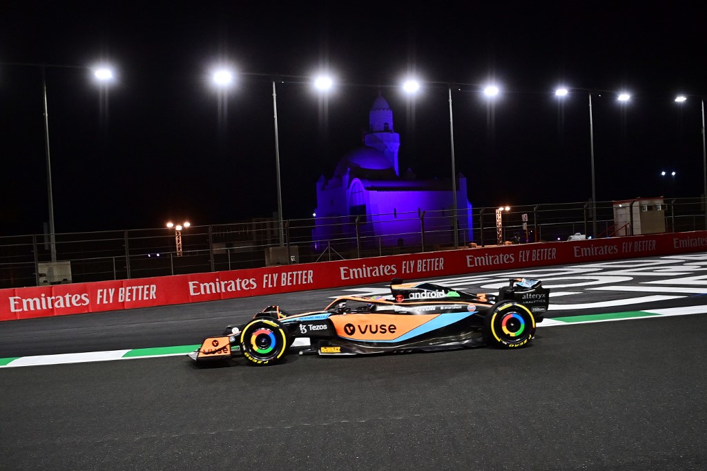 F1: le GP d'Arabie saoudite continue «comme prévu» malgré les attaques
