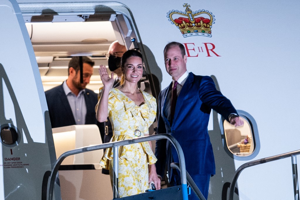 Le prince William laisse augurer un pas en arrière de la couronne dans le Commonwealth