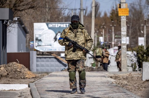 Ukraine: nouvelles négociations, situation «catastrophique» à Marioupol