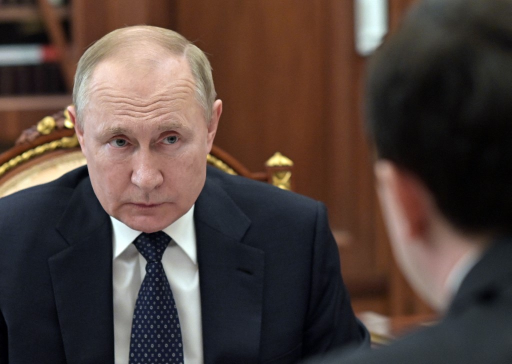 Les séparatistes ukrainiens envisagent une consultation pour rejoindre la Russie