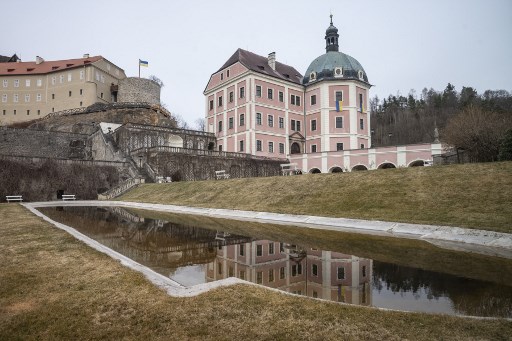 Dans un château tchèque, des «princesses» ukrainiennes rêvent de rentrer chez elles