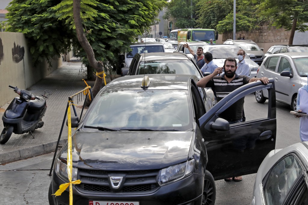 Liban: Retour des files d'attentes devant les stations d'essence