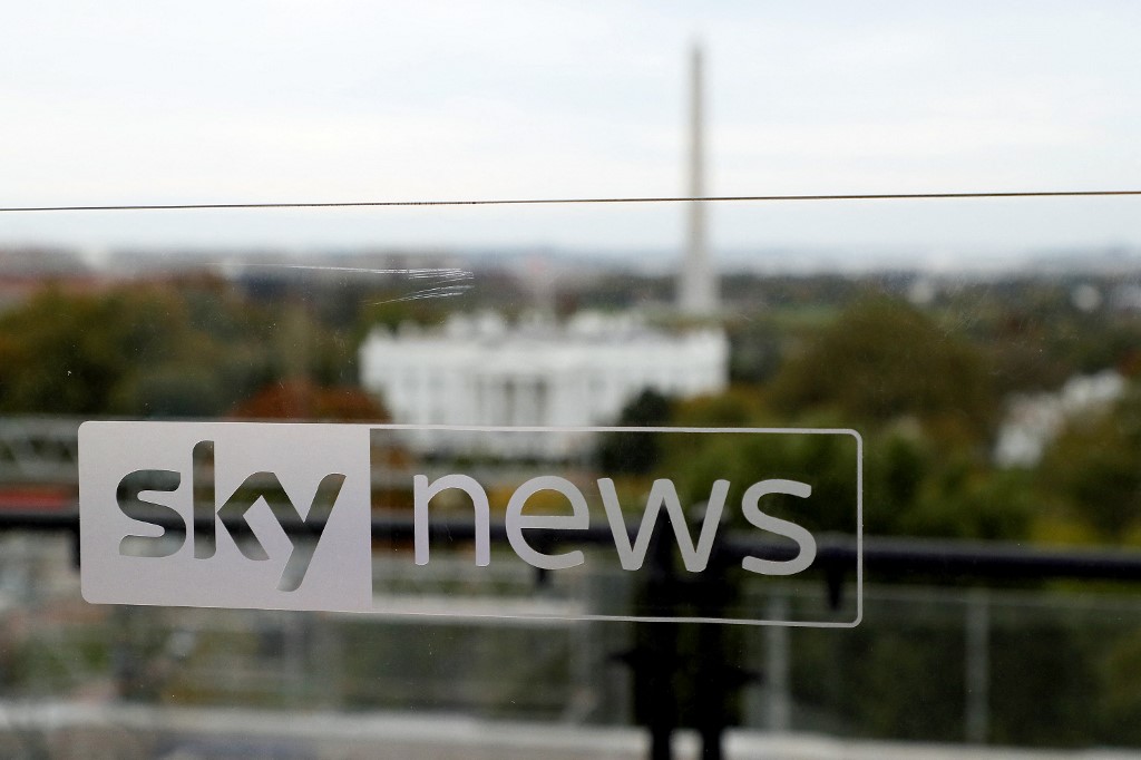 Logo de Sky News lors d'une couverture spéciale des élections américaines, à Washington DC, aux Etats-Unis. (AFP).