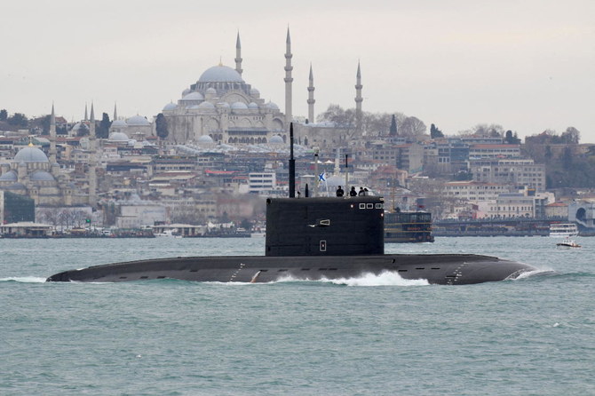 La Turquie interdit le Bosphore et les Dardanelles à tous les bâtiments militaires