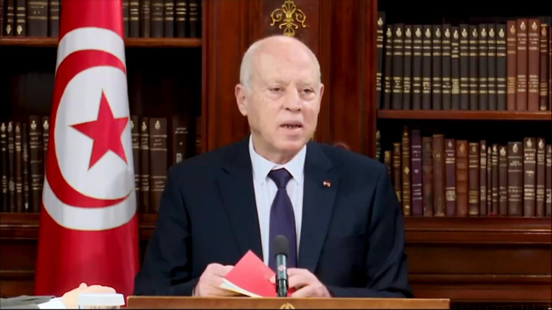 Tunisie: le président dissout le Parlement pour s'être réuni en ligne