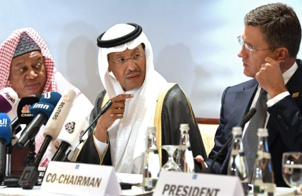 L'Opep+ devrait s'en tenir à l'accord existant sur la production de pétrole