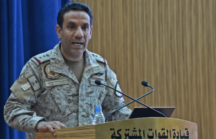 La coalition déjoue une attaque des Houthis et détruit des navires chargés d’explosifs
