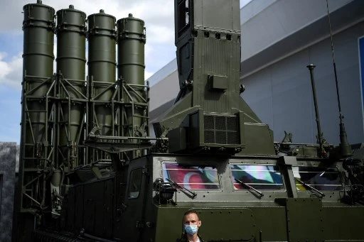 Le système de missiles anti-aériens russe Antei-4000 est photographié lors du 6e Forum technique militaire international « Armée 2020 « dans le parc militaire Patriot à l'extérieur de Moscou le 23 août 2020. (Kirill Kudryavtsev / AFP)
