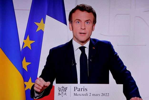 «Les jours à venir seront de plus en plus durs en Ukraine», déclare Emmanuel Macron