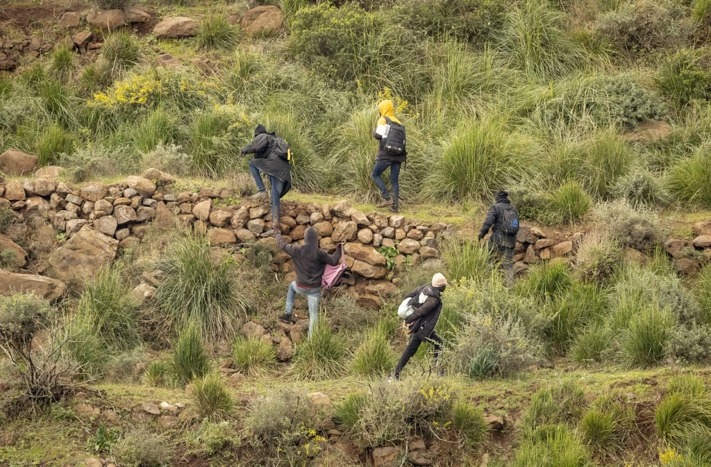 A la frontière de Melilla, des migrants déterminés à rejoindre l'Europe