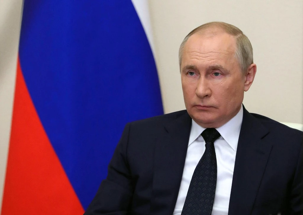 Le président russe Vladimir Poutine préside une réunion du gouvernement par liaison vidéo à la résidence d'État de Novo-Ogaryovo, près de Moscou, le 23 mars 2022. (AFP).