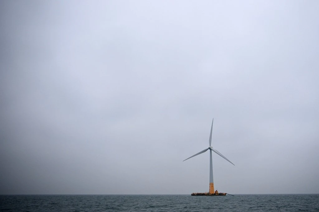La France lance l'éolien en mer Méditerranée