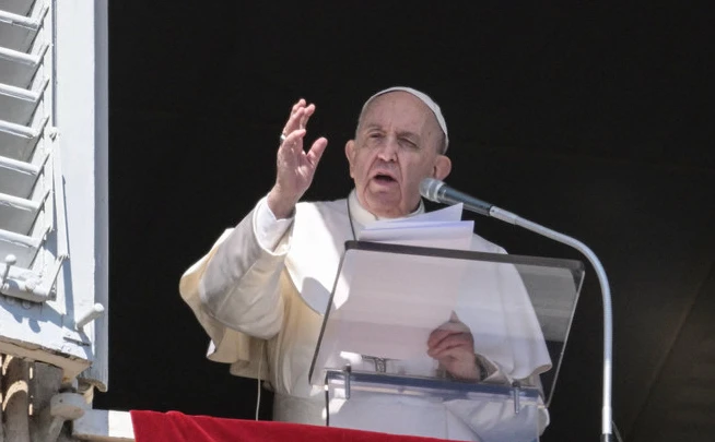 35 morts en Ukraine: Le pape François demande que cesse le «massacre»
