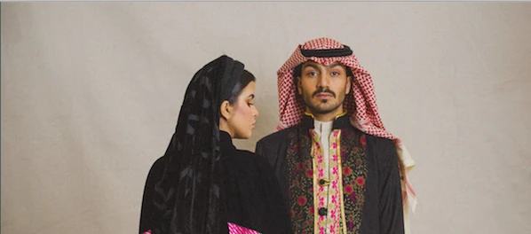 Munif Al-Shammari, un jeune créateur de mode saoudien, a lancé sa propre marque, MNF, en 2019, qui a largement gagné en popularité sur le marché saoudien. (Photo fournie)
