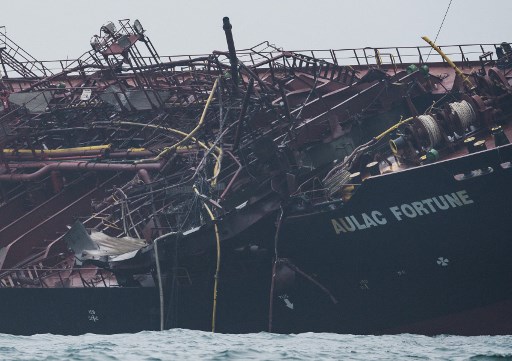 Explosion à bord d'un pétrolier près de Hong Kong : un mort et six blessés