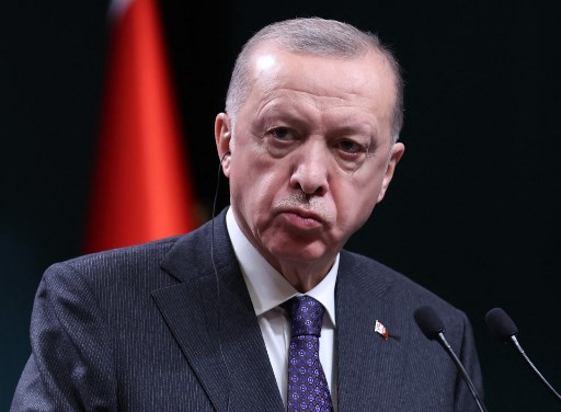 Erdogan réitère ses accusations contre Kavala après sa condamnation à la perpétuité