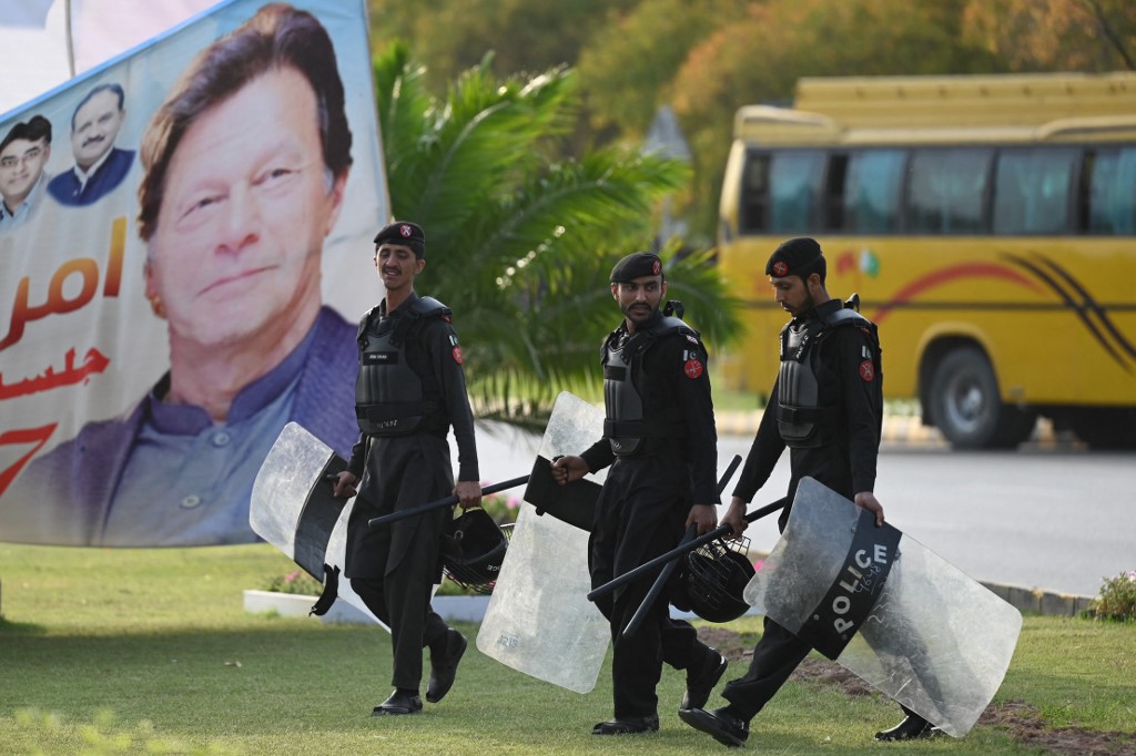 Pakistan: le Premier ministre Imran Khan menacé par une motion de censure