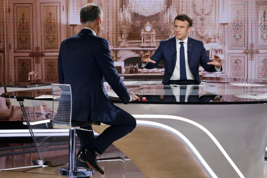 Ukraine: Macron dénonce les critiques «scandaleuses» du Premier ministre polonais