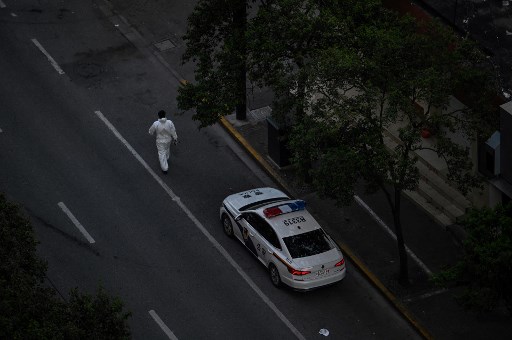 Shanghai commence à alléger le confinement dans certains quartiers