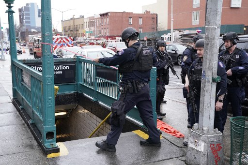 À Brooklyn, de longues minutes d'effroi sous terre