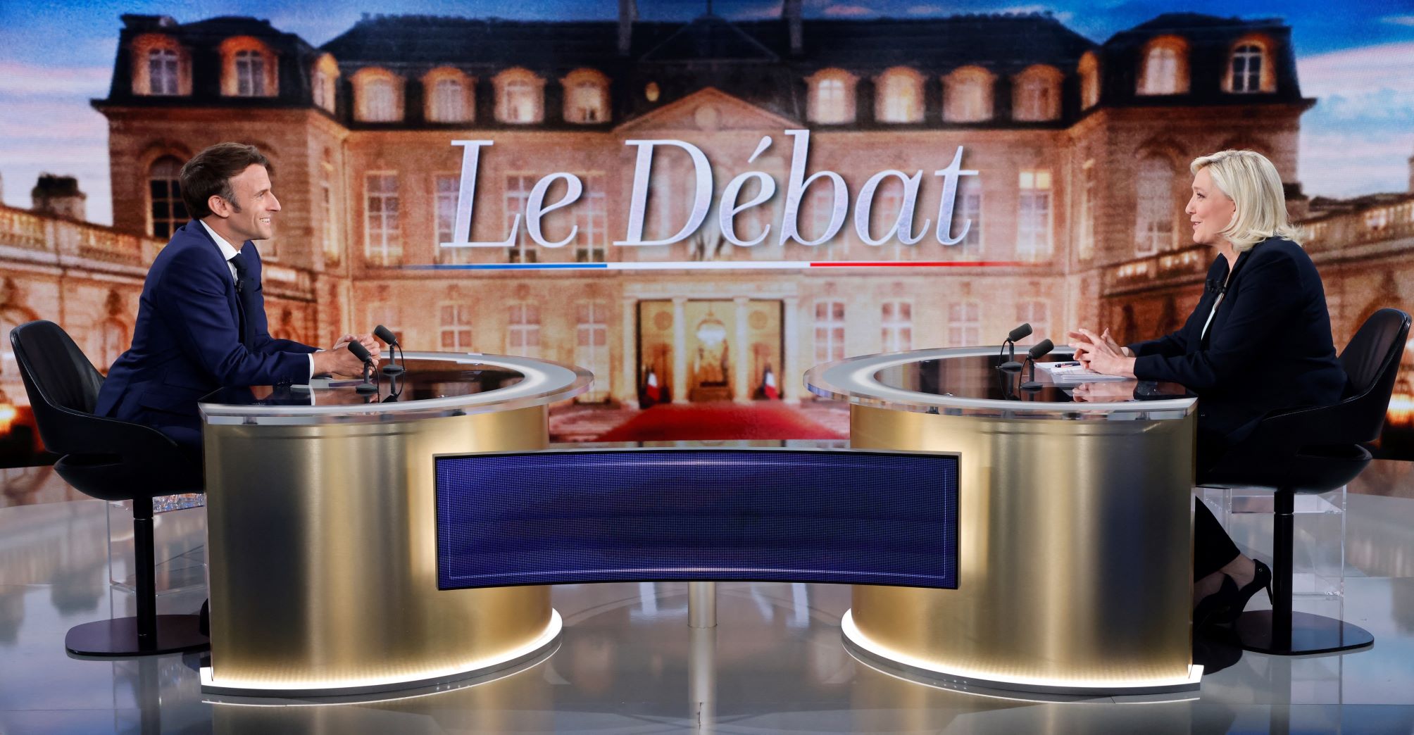Sur l'Europe, les visions irréconciliables de Le Pen et Macron