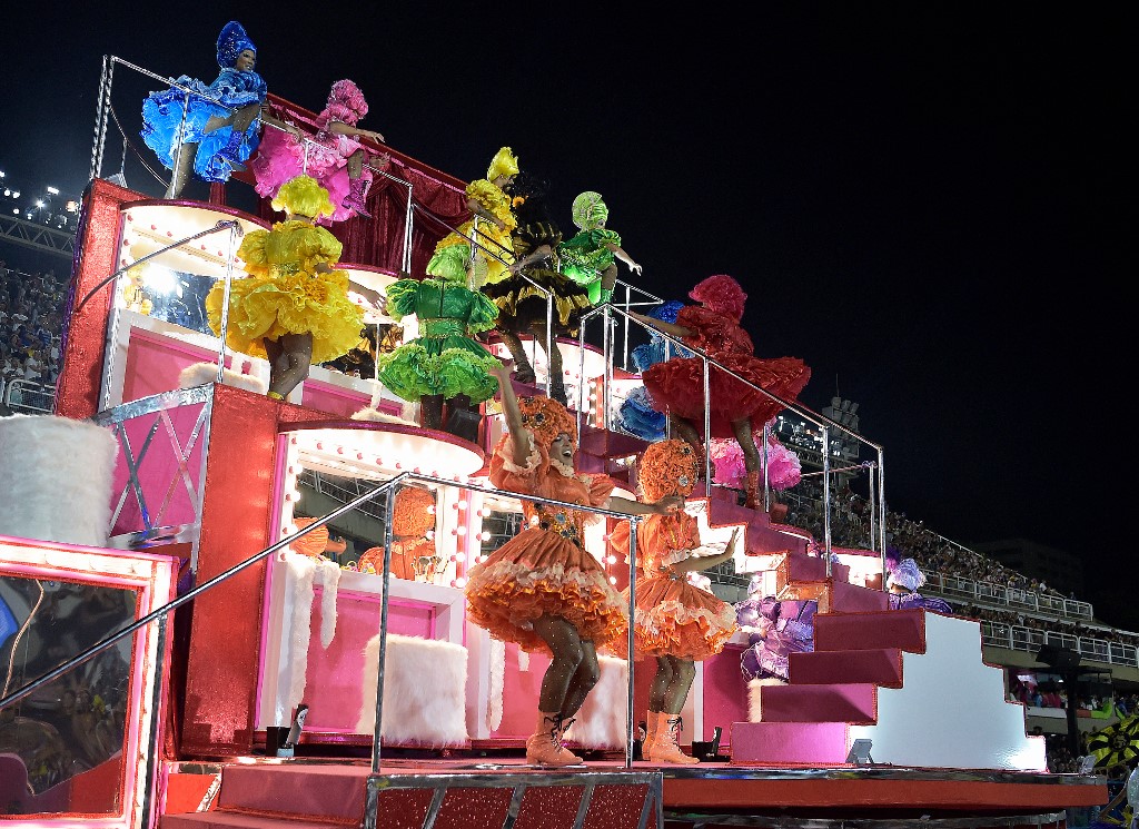 Au carnaval de Rio, la lutte contre le racisme