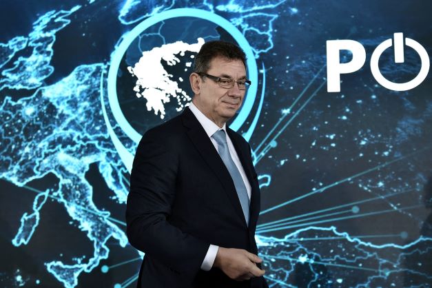 Le patron de Pfizer n'exclut pas un vaccin multi-variant à l'automne
