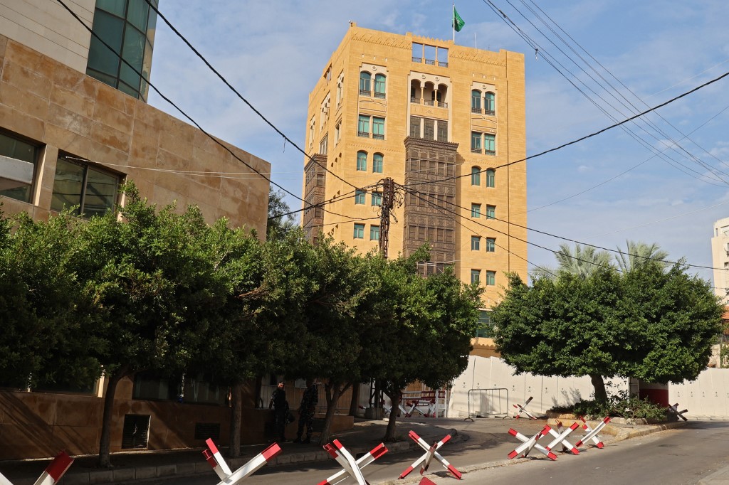 Les ambassadeurs d'Arabie et du Koweït de retour à Beyrouth après cinq mois d'absence
