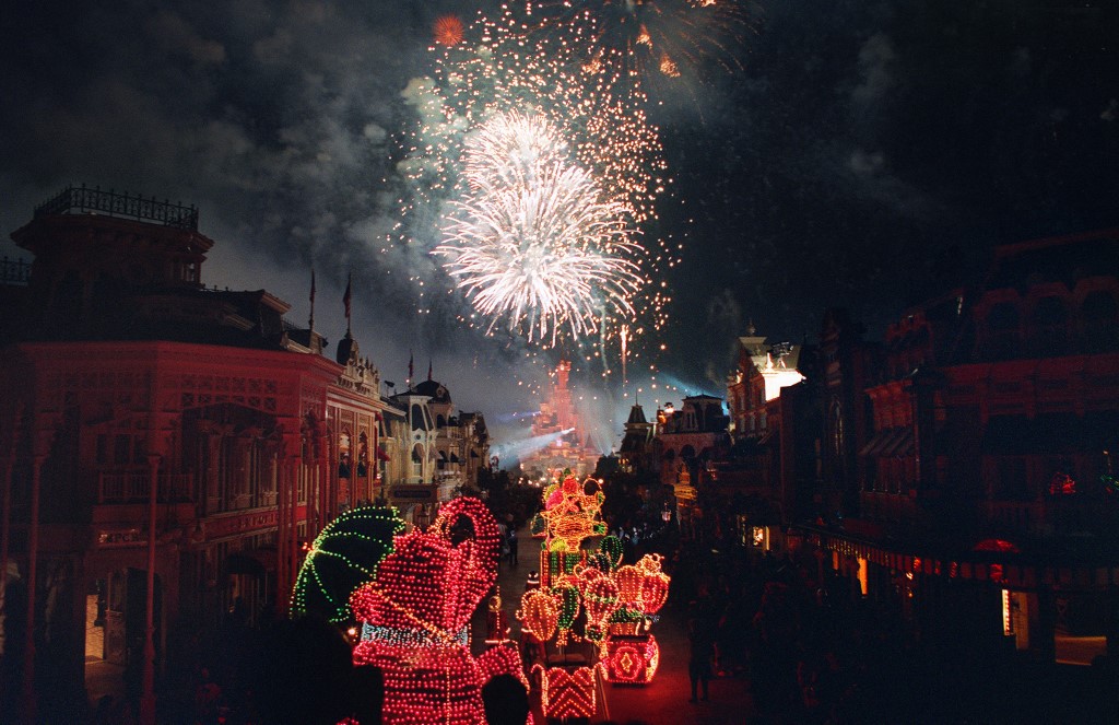 National Geographic célèbre la Journée de la Terre à Disneyland Paris