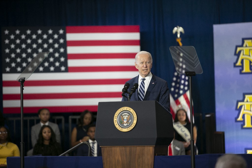 La CIA prévient du risque nucléaire posé par un Poutine confronté à des revers