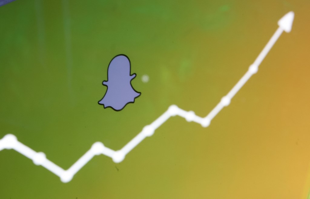 Présidentielle en France: le gouvernement s'associe à Snapchat pour « inciter les jeunes» à voter