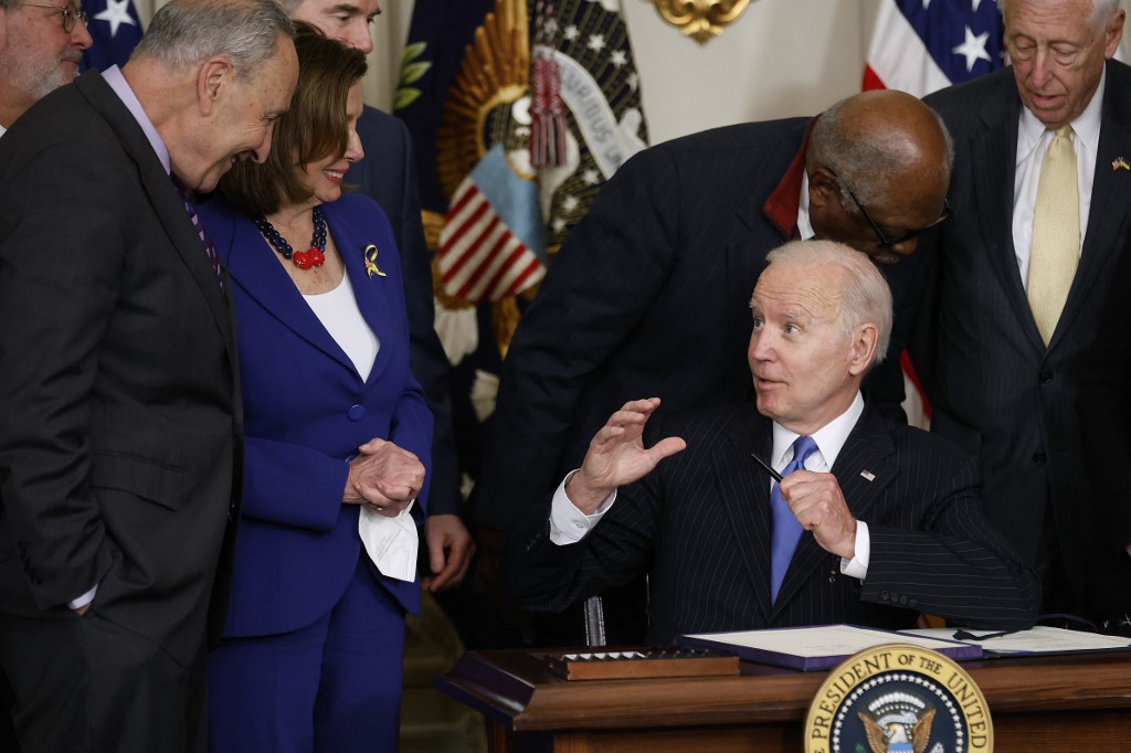 Du Capitole à la mairie, le Covid frappe les sphères politiques de Washington