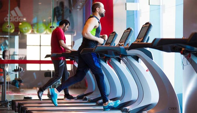 Avec la popularité croissante du sport en salle, le Ramadan est pour de nombreux hommes et femmes l’occasion de commencer une nouvelle routine plus saine qui, espèrent-ils, leur permettra de perdre du poids et de garder la forme. (Photo fournie)