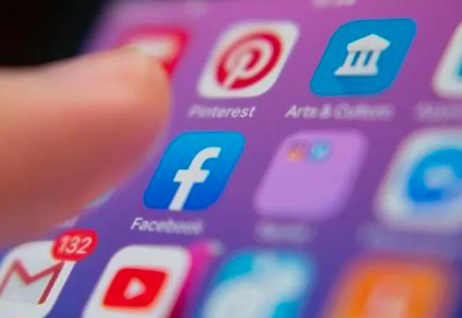 L’utilisation des réseaux sociaux par les enfants âgés de 13 à 17 ans a explosé