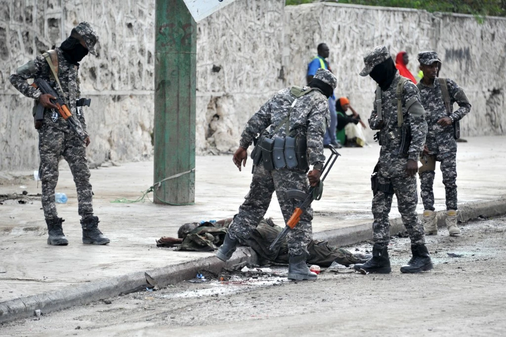 Somalie: les Shebab revendiquent une attaque au mortier contre le Parlement