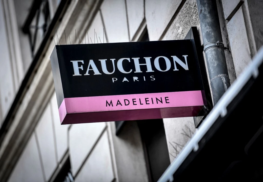 Revenu à l'équilibre, Fauchon ouvre à nouveau des boutiques et mise sur l'hôtellerie